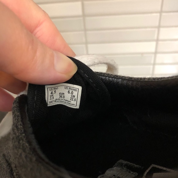 Grey Vans lace up sneakers: unisex - Picture 5 of 6